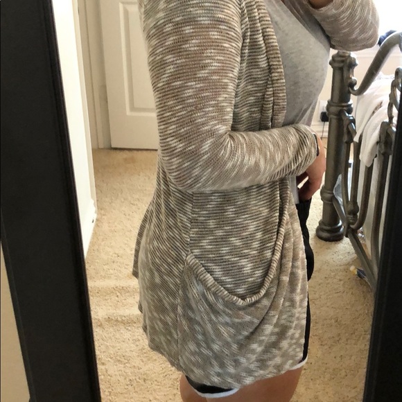 R2D apparel cardigan - Picture 5 of 8